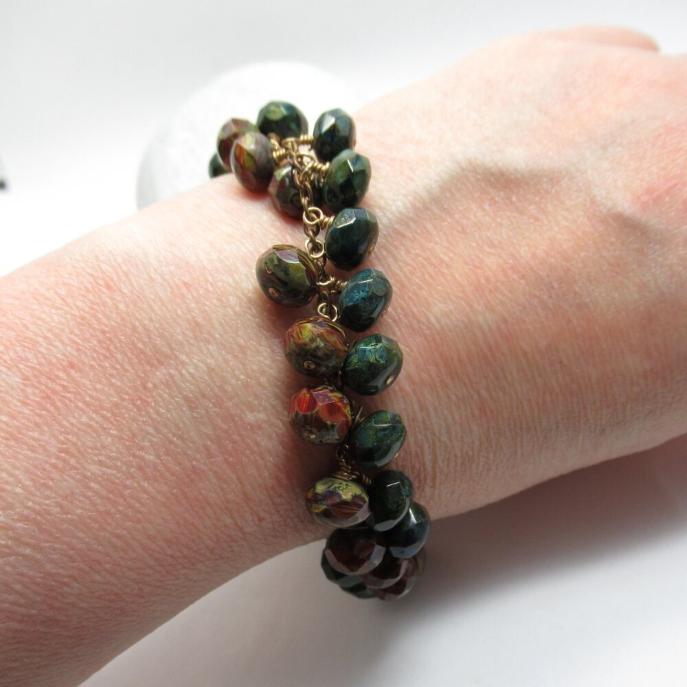 Czech glass dangle bracelet on gold